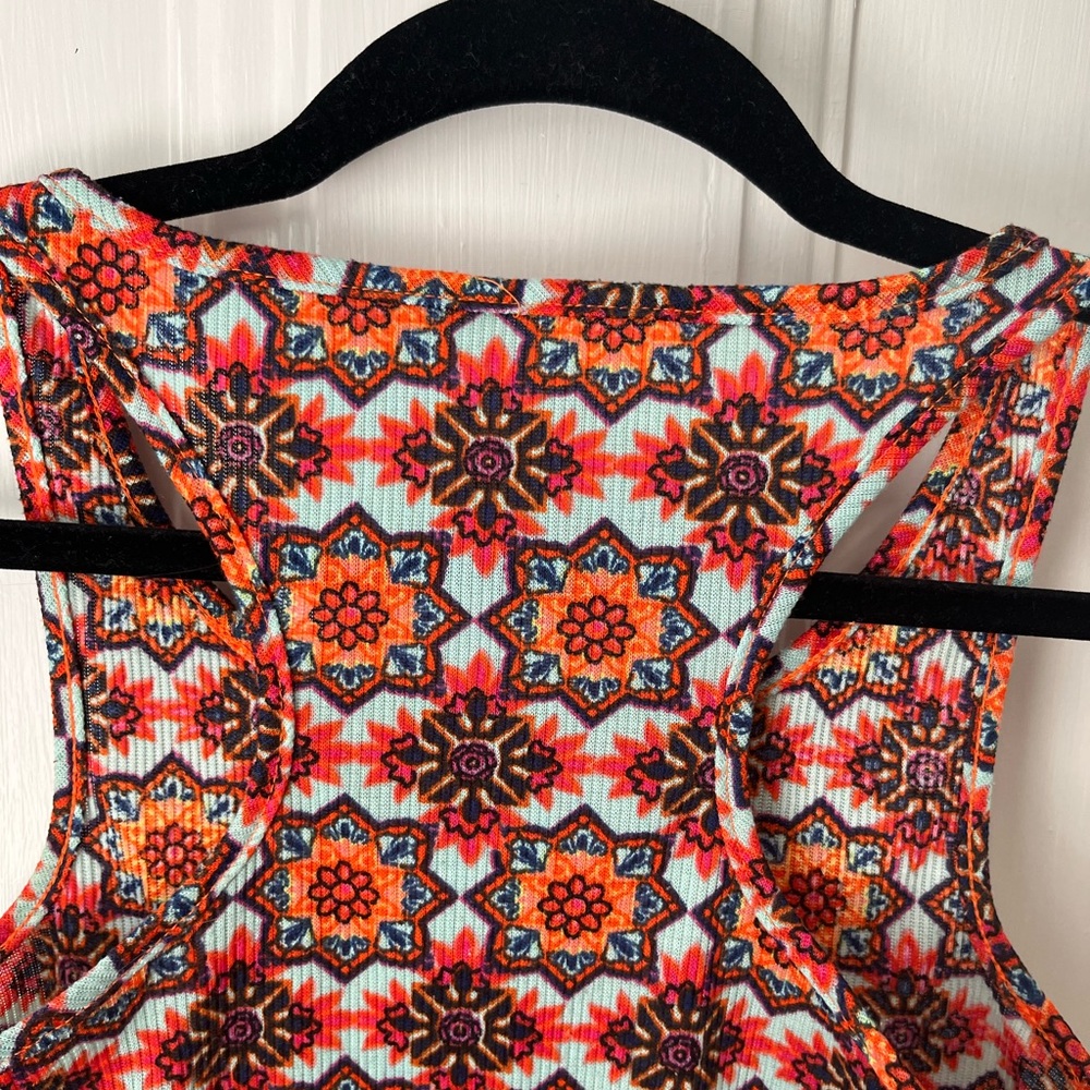 BOHO Racerback Tank - Picture 2 of 3